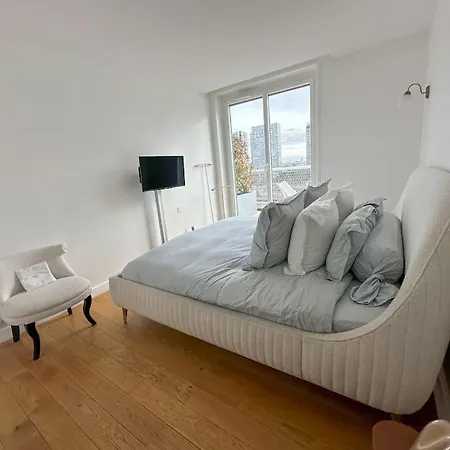Penthouse Avec Vue Exceptionnelle Sur La Ceremonie Des Jo *